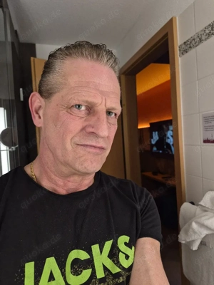 Suche erotische und sexy Abenteuer für ein paar Stunden