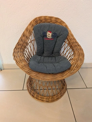 Kinder Korbstuhl mit polster Auflage 