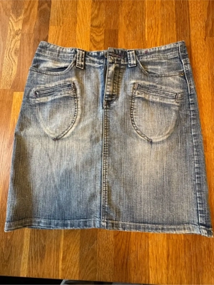 Zwei Röcke Größe M Bild 2