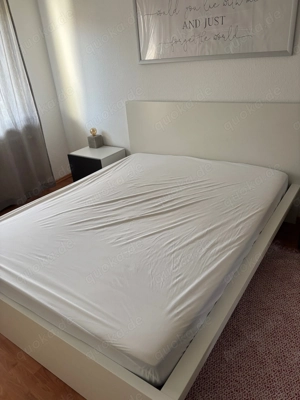 Ikea Bett Malm in weiß günstig abzugeben