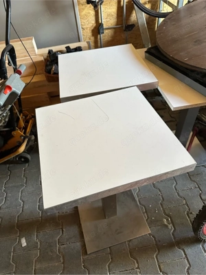 Bistrotische Metallfuß