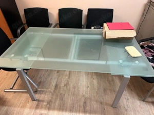 Glas Esstisch
