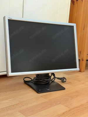 Fujitsu Siemens 22  Monitor   VGA & DVI, neigbar
