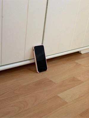 iPhone SE (2020, 2. Gen.)   128 GB, 95 % Akku, sehr guter Zustand