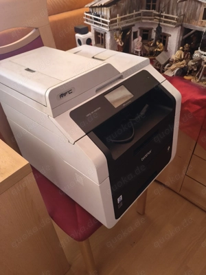 Verschenke folgenden Drucker: Brother MFC-9142CDN