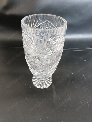 Schwere Glas Kristall Vase ca. 21cm hoch Öffnung ca. 9cm