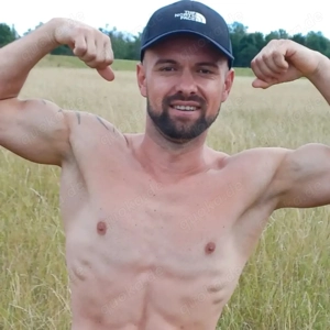 Ich suche eine Dame, die an Freundschaft interessiert ist!