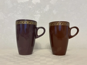 10 hohe Tassen in Bordeaux und Lila mit Golddekor