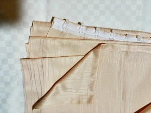 4 edle Gardinen in Champagner   Creme ca. 150 x 250 cm
