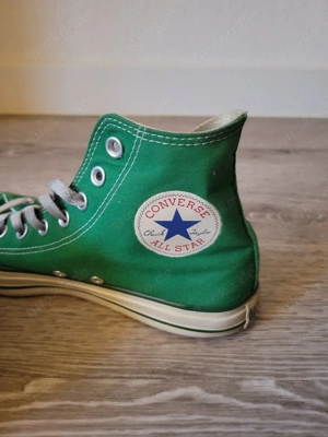 Ein paar schöne Herren Sport Schuhe. 