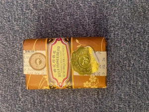 Beer Flower Brand Sandal   Seifenstücke