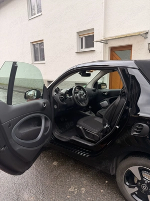 Smart EQ fortwo Cabrio Passion 60 kW, EZ   km, 14900,-    Bild 5
