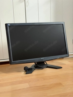 Acer 21,5  Monitor   VGA, inkl. Kabel, funktioniert einwandfrei