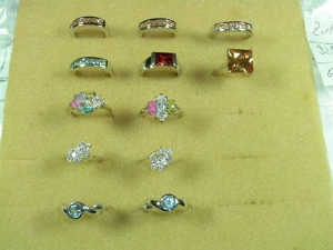 NEU: Ringe 925 Silber je 15,- Euro mit Zirkonia