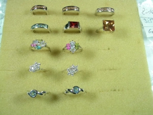 NEU: Ringe 925 Silber je 15,- Euro mit Zirkonia