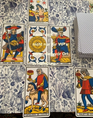 Kartenlegen nicht nur für VIPs, persönlich vor Ort in Hamburg.
