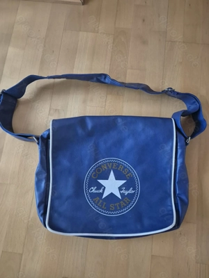 Laptoptasche von Convers in blau mit Innenreißverschluss