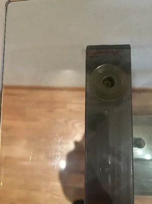 Computer-Tisch mit Glas-Platten Bild 4