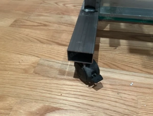 Computer-Tisch mit Glas-Platten Bild 3