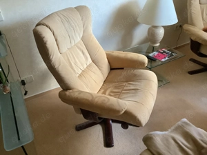 Relaxsessel mit Hocker