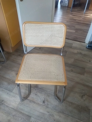Freischwinger Stühle Rattan 