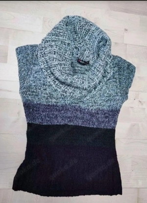10 Damen Pullovers Mgr  Bild 10