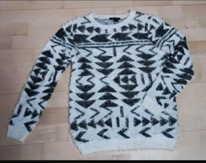 10 Damen Pullovers Mgr  Bild 2