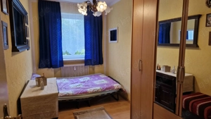 Zimmer frei, möbiliert, 10 m 