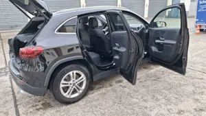 Mercedes-Benz GLA 220 GLA 220 d 4Matic Bild 3