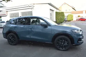 Honda ZR-V e:HEV 2.0 Hybrid Sportsofort verfügbar Bild 4