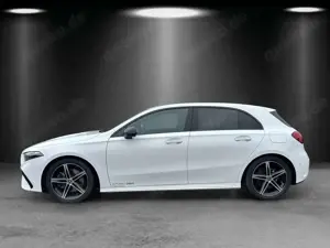 Mercedes-Benz A 220 d+AMG KeyGO Totwinkel NIGHT Bild 2