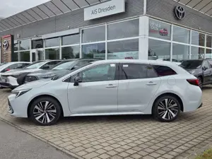 Toyota Corolla TS 2,0l Hybrid Teamplayer Bild 5
