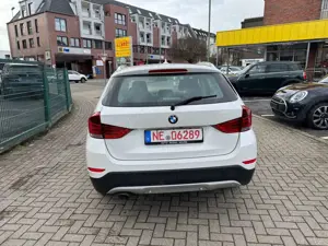 BMW X1 20 d xDrive Panorama-R.Kamera AUTOMATIK Bild 5
