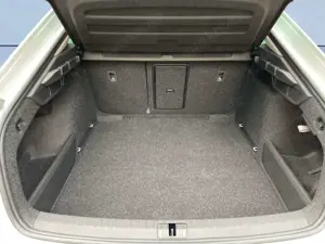 Skoda Octavia 1.5 TSI mHEV Selection DSG SHZ+R-Kam+DAB Bild 5