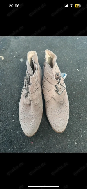 Stiefel mit Nieten Gr.40