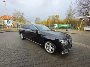 Mercedes-Benz E 220 d T 9G-TRONIC Avantgarde
