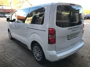 Peugeot Traveller Bild 4
