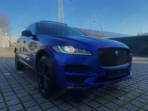 Jaguar F-Pace F-Pace 25d AWD Aut.R-Sport Panorama Kamera 20 Zoll Bild 4