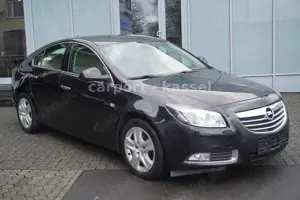 Opel Insignia A Lim. Edition Navi/Bi-Xenon/PDC/1.Hand