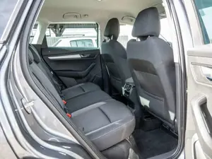 Skoda Karoq 1.5 TSI ACT DSG Tour KAMERA AHK ACC LED Bild 4