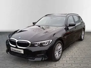 BMW 320 Bild 2