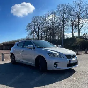 Lexus CT 200h