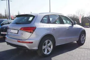 Audi Q5 2.0 TDI quattro S-Line Bi-Xenon Navi AHK PDC Bild 5