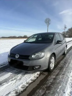 Volkswagen Golf 1.2 TSI MATCH KLIMA, PDC uvm.