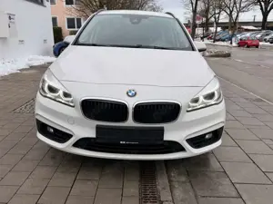 BMW 218 2 Gran Tourer 218 i Advantage PDC NAVI 7Sitz Bild 1