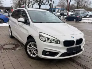 BMW 218 2 Gran Tourer 218 i Advantage PDC NAVI 7Sitz Bild 3