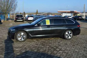 BMW 520 d Touring Aut.+Leder+LED+Navi Bild 2