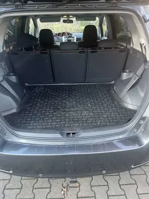 Toyota Verso 1.8 Executive Bild 3