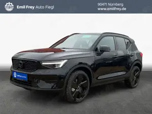 Volvo XC40 XC40 B3 B DKG Plus Black Edition 120 kW, 5-türig