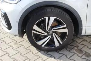 Volkswagen T-Roc T-ROC R-Line 1.5 TSI DSG Easy Open Kamera Side A Bild 2